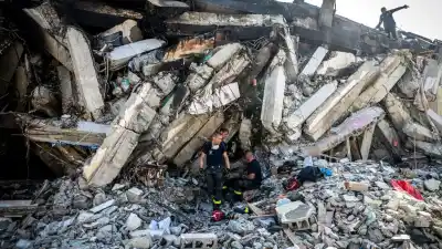 Heroína de 11 años guió a rescatistas hacia su hermano, pero murió antes de ser salvada