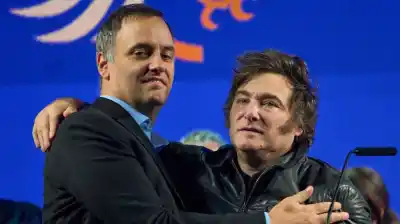 Milei frena y apuesta al pragmatismo tras la salida de Adorni: ¿nuevo rumbo?
