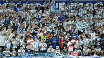 Intentaron colarse sin entradas en el Mundial y los atraparon: quiénes son los 4 argentinos detenidos en Dallas