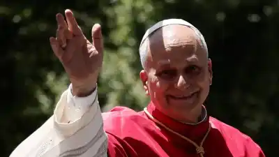 A horas de una ordenación sin permiso, el Papa les ruega que frenen para evitar un cisma