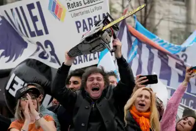 El giro que nadie esperaba: cómo Santilli cambia el plan electoral del Gobierno