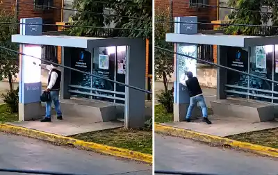 Un hombre volvió loco contra una parada inteligente y lo que pasó después es de no creer