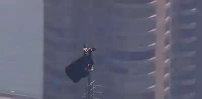 Escalaron el Empire State sin arneses y lo que hicieron en la cima dejó a todos sin palabras