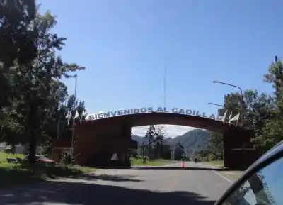 Jubilado de la Policía Federal condenado por apropiarse de un terreno estatal en El Cadillal