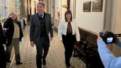 Santilli pisó el Congreso por primera vez como jefe de Gabinete y ya se cocina una pulseada por las fechas de sesión