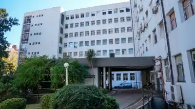 Lo que vieron las cámaras de seguridad en un sanatorio de Caballito: detuvieron a un enfermero por abusar de una paciente de 86 años