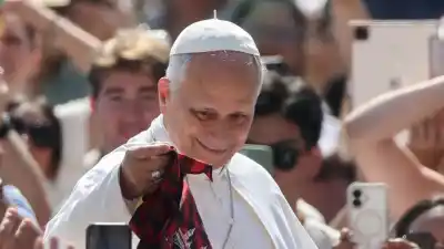 El Vaticano fulmina a seis obispos ultraconservadores y lanza una advertencia que sacude a sus fieles