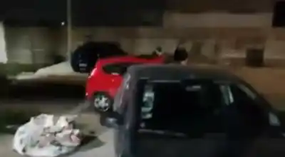 Le dijo “quietito” y lo apuntó con un arma: quiso vender dos celulares y casi lo matan