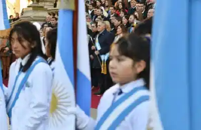 Javier Milei llega a Tucumán para la Vigilia del 9 de Julio: los detalles que no te podés perder