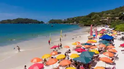 La masiva demanda de vacunas en Tucumán por los viajes a Brasil: claves y plazos