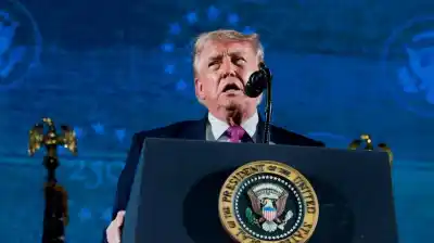 Desde el Monte Rushmore, Trump lanzó una dura advertencia: “Radicales y extremistas atacan nuestra identidad”
