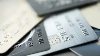 Dólar hoy: la cotización oficial y tarjeta banco por banco este lunes 6 de julio