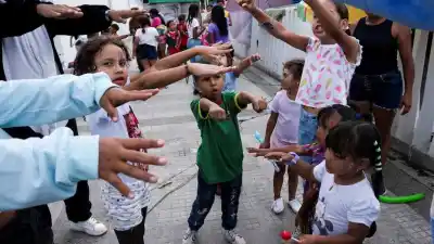 El desgarrador pedido de un padre que busca a sus gemelos tras el doble terremoto en Venezuela
