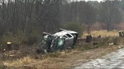Choque frontal en Chubut: murió un hombre en una ruta cubierta de hielo y nieve