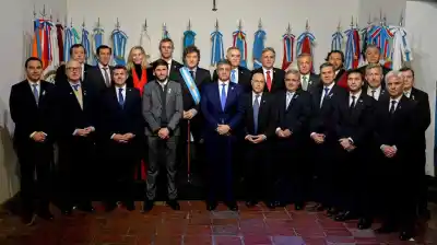 El nuevo intento de Milei por juntar gobernadores en Tucumán: ¿se repetirá la foto del Pacto de Mayo?