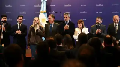 Sin Adorni y con Santilli al mando: el Gobierno convoca a la mesa política para definir su estrategia en el Congreso