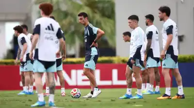 Sin descanso: Scaloni mete presión con doble turno y define el once que chocará contra Suiza