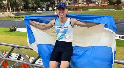 A los 15 nadie le daba trabajo: hoy es atleta de la Selección y su gesto con un sintecho se volvió viral