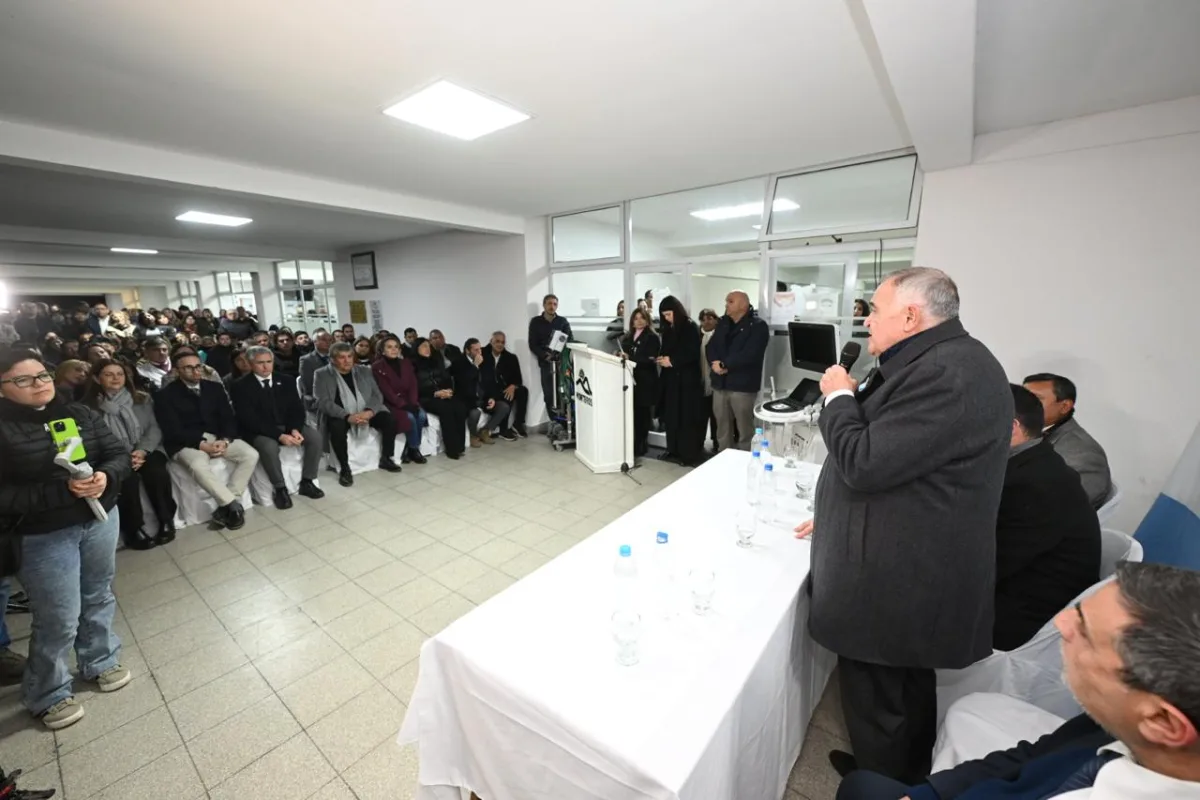 Jaldo y autoridades